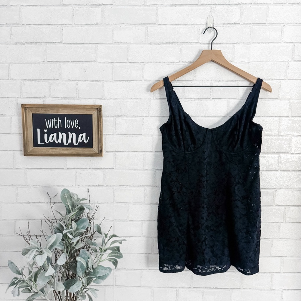 AUDEN Black Lace Two Piece Intimate Set
